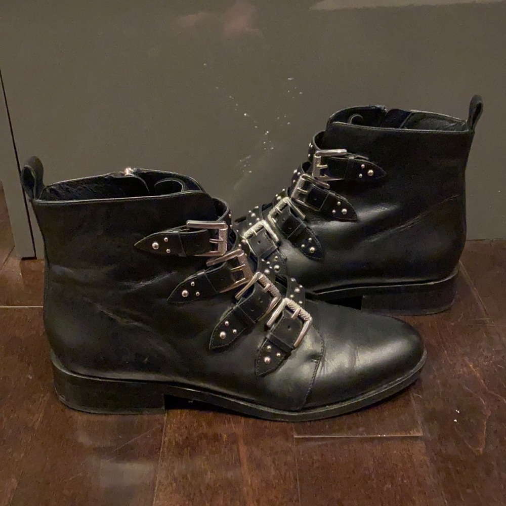 Halogen black ankle buckle boots in phenomenal shape